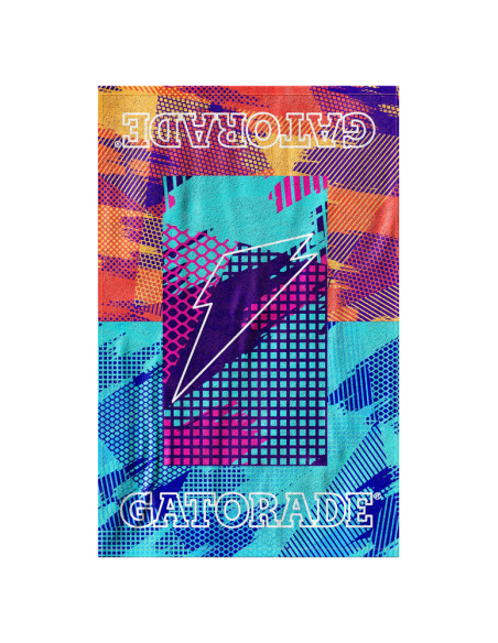 Ručník GATORADE Glitched | Frosted Berry (1 ks)