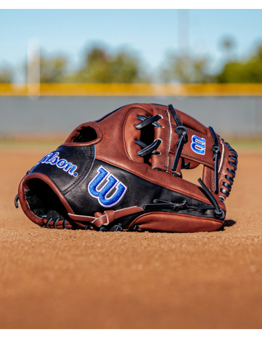 Baseballová rukavice Wilson A2000 BWJ7 GM 11,75" z roku 2027