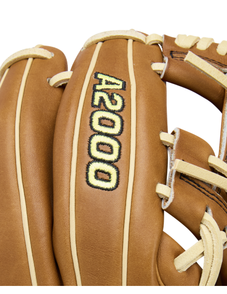 2026 Wilson A2000® Classics Series DP15 11.5” Infield Baseball Glove Right-hand throw / 11.5"