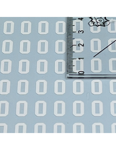 Autocollant de numéro pour casque ou chauve-souris | police universitaire | blanc | petit