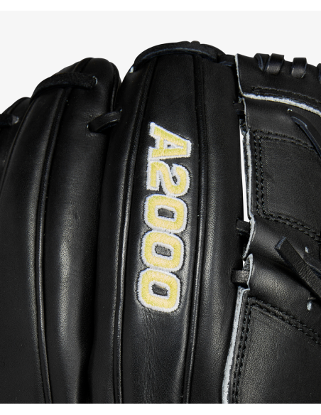 Pitcher's Baseball Glove WILSON A2000 B2 (12")