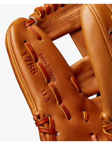 Infield Baseball Glove WILSON Classics Series A2000 1786 (11,5")